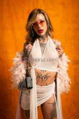 Bruna arg Capital Federa Transex Я Бруна, маленькая транс-девушка с женственным лицом и восхитительным телом. Очаровательная грудь, сладкая попка и богатая физиономия размером 23. х 5 см при полной эрекции. Я очень женственная, харизматичная, образованная и покладистая. Предлагаю вам вкусный французский, взаимное проникновение, поцелуи, ласки, болезненность и многое другое. Не стесняйтесь воплотить все свои фантазии с этой милой и молодой женщиной-трансвеститом. Я принимаю вас в своей совершенно безопасной и уединенной квартире. Или, если вам хочется, я могу приехать к вам домой или в отель.