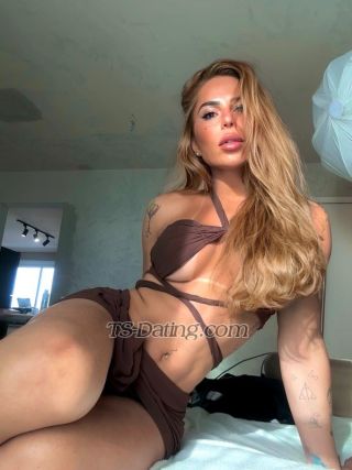 trans girl BrunnTs 7995874