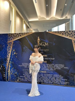 trans girl babyfarah 1821887