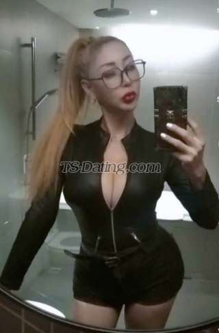 trans girl barbiequinn 0799582 trans girl barbiequinn 0799582