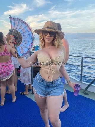 trans girl blondea7 5748040 trans girl blondea7 5748040