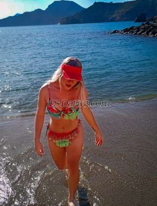 trans girl CParker101792 4146662 trans girl CParker101792 4146662