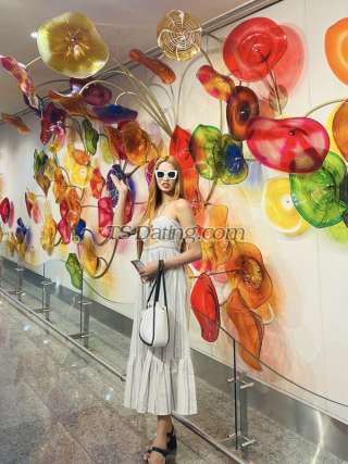 trans girl Candlle 2001018 trans girl Candlle 2001018