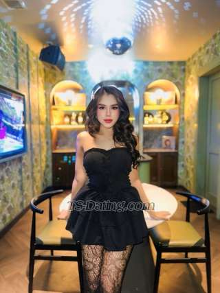 trans girl Carolline 2722875 trans girl Carolline 2722875