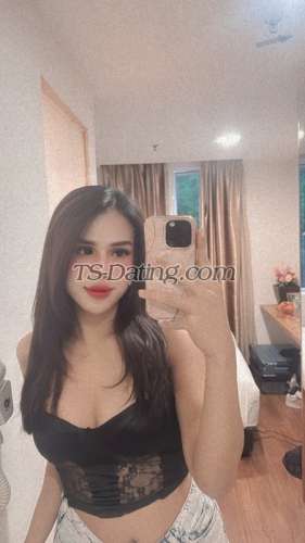 trans girl Carolline 4976590 trans girl Carolline 4976590