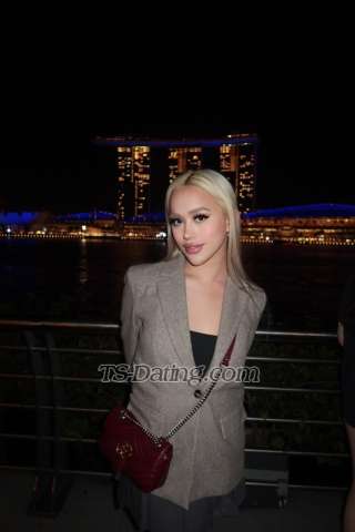 trans girl CarrieColby 0018913 trans girl CarrieColby 0018913