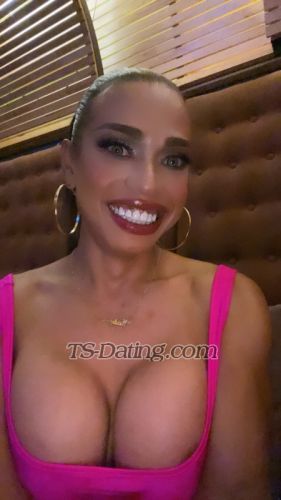 trans girl CartierXXL 0579459