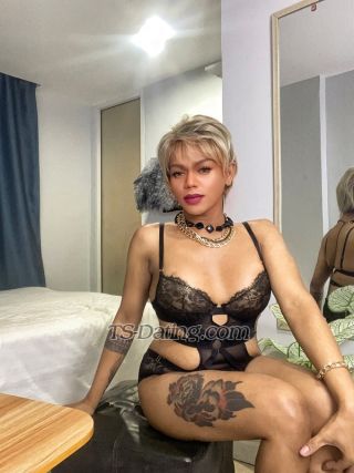 trans girl CelesteNoir 0581895 trans girl CelesteNoir 0581895