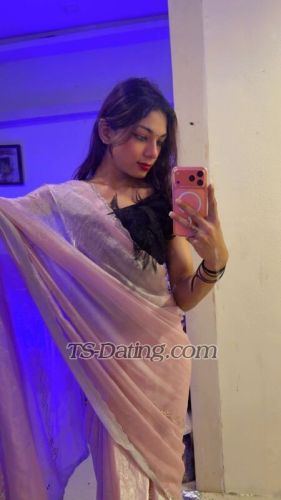 trans girl Chahat22 5049073