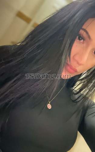 trans girl ChannelLadaz 1627997