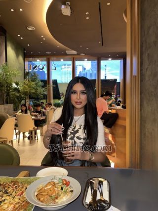 trans girl ChloeMarie 1043679 trans girl ChloeMarie 1043679