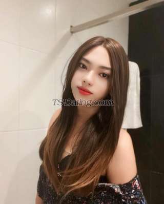 trans girl Chrishaya 7228890 trans girl Chrishaya 7228890
