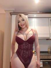 Cinthya Malaga Transex La suculenta Cinthia sabe muy bien cómo conseguir que los
hombres se vuelvan locos con ella y cómo hacer que nos
entreguemos por completo ante su tentación.

Es una
escort maravillosa y complaciente que nunca te dejará con
las ganas, y que estará siempre preparada para llegar mucho
más allá, sin límites ni tabúes que valgan, con toda esa
pasión a nuestra disposición.

Aquí es donde el
placer se hace verdaderamente exquisito y especial, donde la
pasión puede llegar mucho más lejos, donde todo está
pensado para que nos volvamos completamente locos y
disfrutemos de lo lindo una y mil veces. Que nada te haga
quedarte a medias con esta preciosa señorita, porque hará
que revientes de pura satisfacción desde el primer
momento.

Toda esa intensidad y esa lujuria, todo lo
que esta señorita trans te pone por delante, te encantará
y te hará vibrar, para que el placer pueda llegar mucho
más allá, para que la satisfacción se haga completa y
absoluta.

Desde el primer momento al último, toda
esa intensidad, toda esa lujuria, llegará donde nunca antes
había llegado con ninguna otra escort.

Ella es
especial y se nota que viene preparada a tope para dejarnos
embelesados con sus servicios más cachondos y calientes.