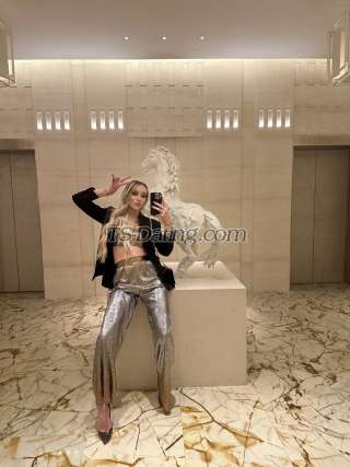 trans girl Mariaclara 6025069