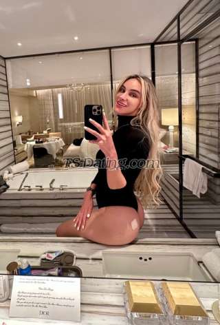 trans girl Mariaclara 8904744