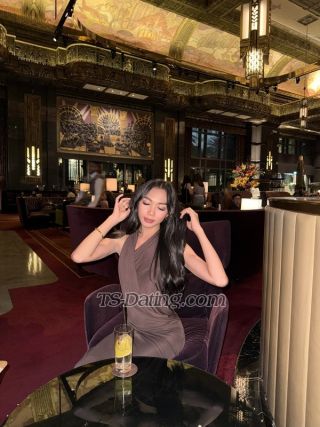 trans girl ClassyAriana 9051257