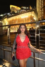 Clouie18 Makatii Transex hit me on WA we can talk better babe 😋 i am new here 🤍