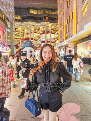 trans girl Cookiee19 2355466