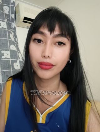 trans girl CreamiestCum 0897461