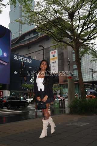 trans girl CrizaBrown 4618480 trans girl CrizaBrown 4618480