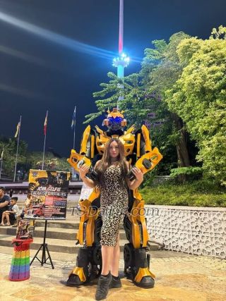 trans girl Cummshow 2403747