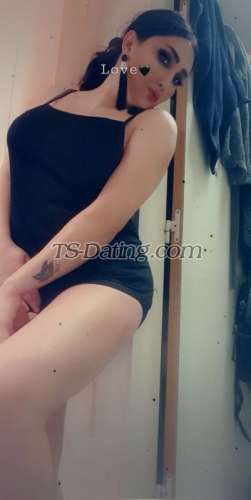 trans girl cerine 0190556 trans girl cerine 0190556
