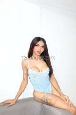 cuntyris Manila Transex Suchst du etwas Wildes und Unvergessliches? Dann such nicht weiter, denn ich bin alles, wonach du gesucht hast. Eine zierliche, umwerfende Filipina mit 21 Jahren, mit einem femininen Gesicht und einem Körper, der dich nach mehr verlangen lässt. Mit meinem engen, verführerischen Arsch und meinem 20 cm langen, voll funktionsfähigen Penis erfülle ich jeden deiner Wünsche und bringe dich an Orte, die du dir nie vorgestellt hast.💦 Wenn du erst einmal die Lust erlebt hast, die ich dir bereiten kann, wirst du nicht mehr davon lassen können. Meine Küsse werden dich atemlos machen, mein Körper wird dich nach mehr lechzen lassen, und mein Schwanz? Da wirst du nicht widerstehen können. Ich lasse dich jeden Zentimeter von mir erkunden und werde dich tiefer in Ekstase versetzen als je zuvor.🤤 Von sanften Liebkosungen bis hin zu wilden, leidenschaftlichen Momenten – ich sorge dafür, dass du süchtig wirst. Ob süß oder intensiv, ich behandle dich, wie du es verdienst, und sorge dafür, dass du am Ende Lust auf mehr hast. Komm und überzeuge dich selbst – du wirst mich nicht mehr loslassen wollen.💋 Whatsapp: +63 neun null fünf null acht drei vier sieben acht null Telegramm: tsroxiesin