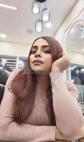 trans girl DQueenDivya 1012587