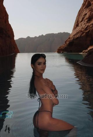 trans girl Dadababyface 1319908