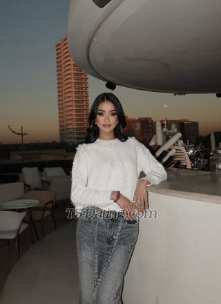 trans girl Dadababyface 1320172