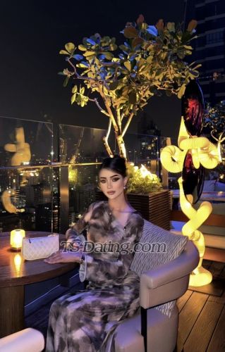 trans girl Dadababyface 1320344