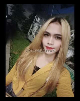 trans girl Davinaalmir 4006697 trans girl Davinaalmir 4006697