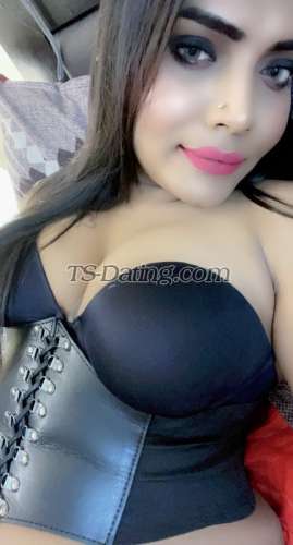 trans girl DesireQueen 1525843 trans girl DesireQueen 1525843