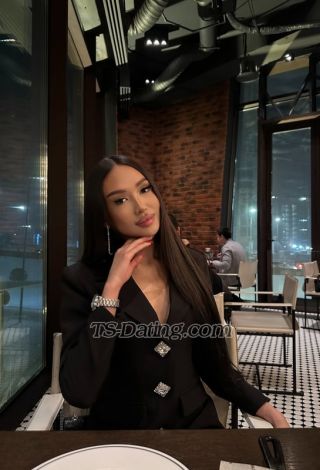 trans girl DianaRey 0940054 trans girl DianaRey 0940054