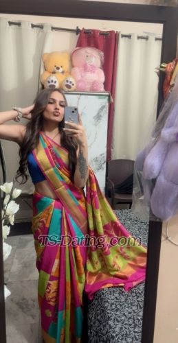 trans girl Dilnooor 3968414