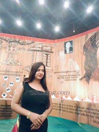 trans girl Diyasha 9476723