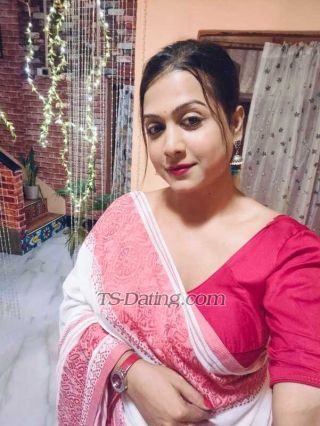 trans girl Diyasha 9476831
