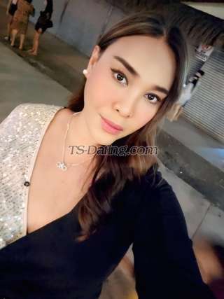 trans girl DommHannah 5370990 trans girl DommHannah 5370990