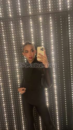 trans girl daniellecarbs 0004890 trans girl daniellecarbs 0004890