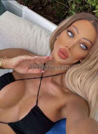 trans girl divanana 3976540