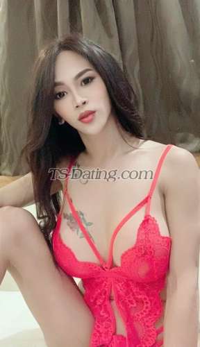 trans girl EllaBigDick 7664915