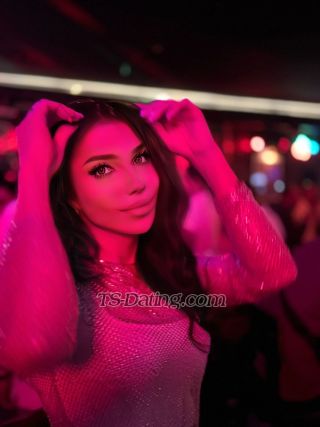 trans girl Ellaa99 9594831