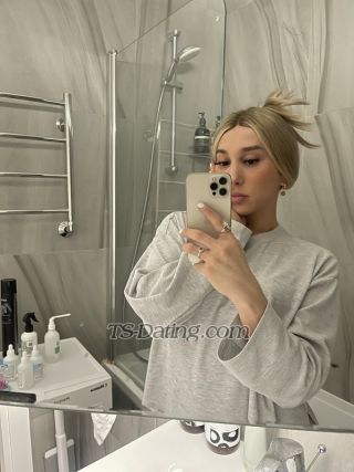 trans girl Ellamscw1 3853703