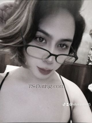 trans girl Elvira95 0351936