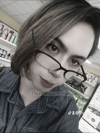 trans girl Elvira95 0351997