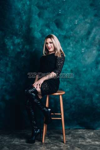 trans girl Emmi25 7266235