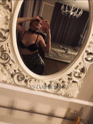 trans girl Erika966 5907375