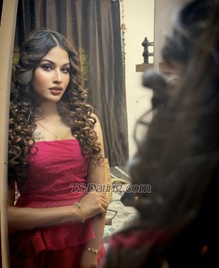 trans girl EroticAriyaa 1636502 trans girl EroticAriyaa 1636502