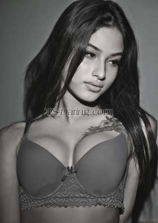 trans girl EroticAriyaa 7695136