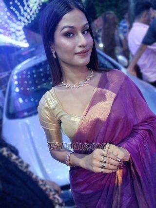 trans girl EroticAriyaa 9645421